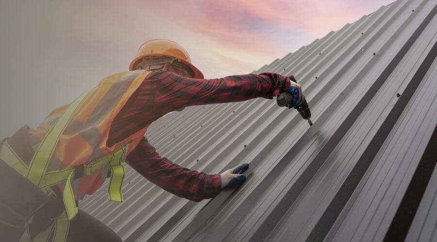 Professional gutter cleaning in Deford, MI